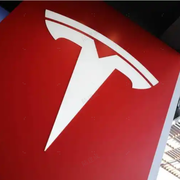 Robotaxi引爆多头热情！特斯拉股价大涨8% 马斯克财富激增千亿